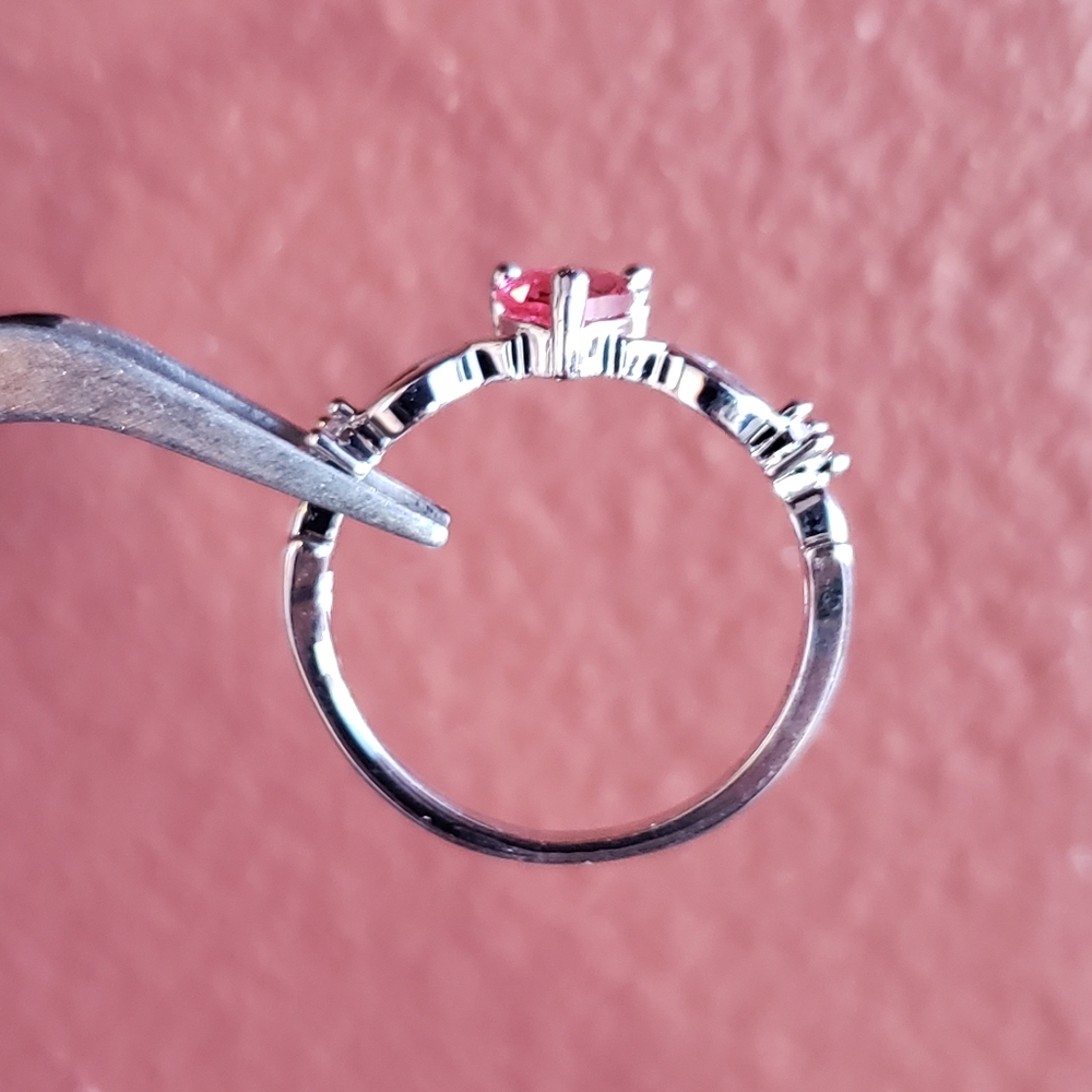 Ruby heart diamond ring - Picture 4 of 4